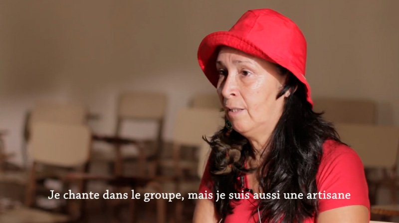 Découvrez le Centre d'Assistance aux Réfugiés, un projet social qui dessert plus de 6 000 personnes de 30 nationalités